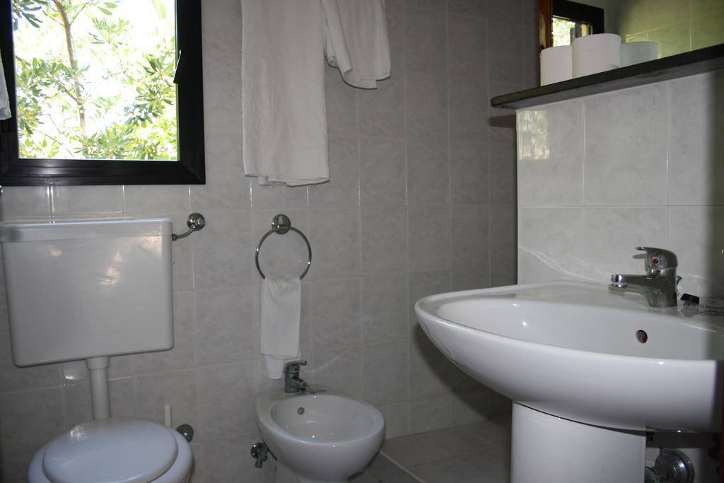 Pellegrino Village Vieste Room photo